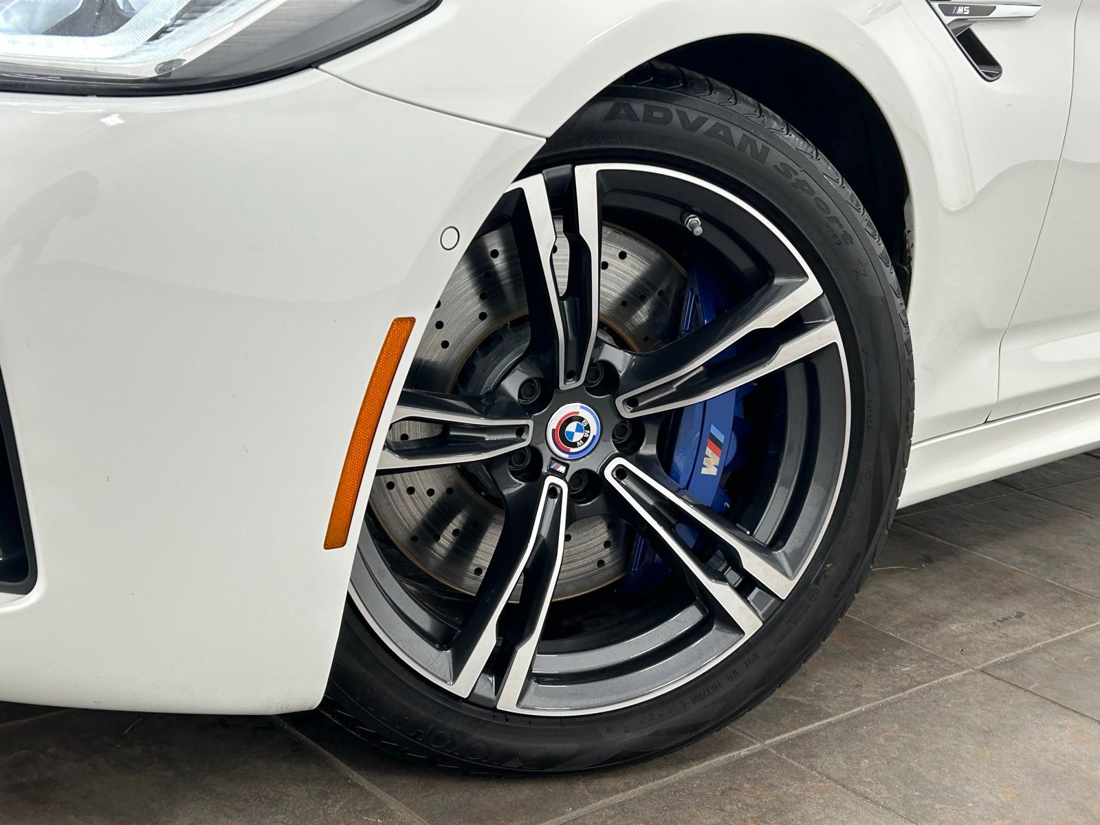 Used 2023 BMW M5 w/ Executive Package image 2