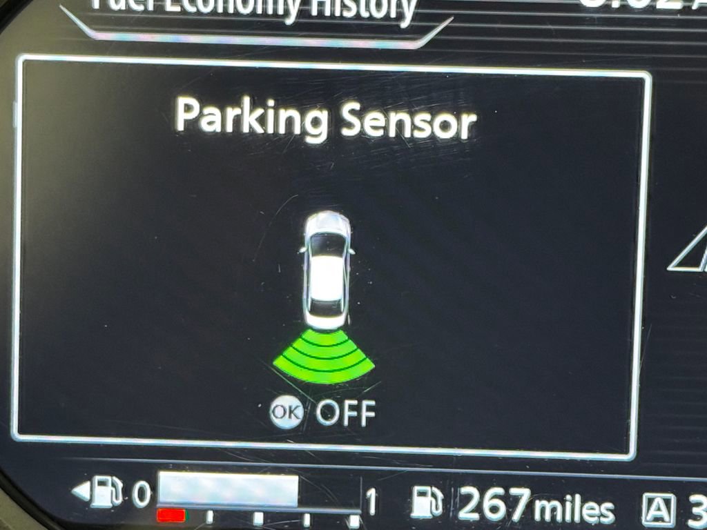 Used 2025 Nissan Versa SV w/ Trunk Package image 36