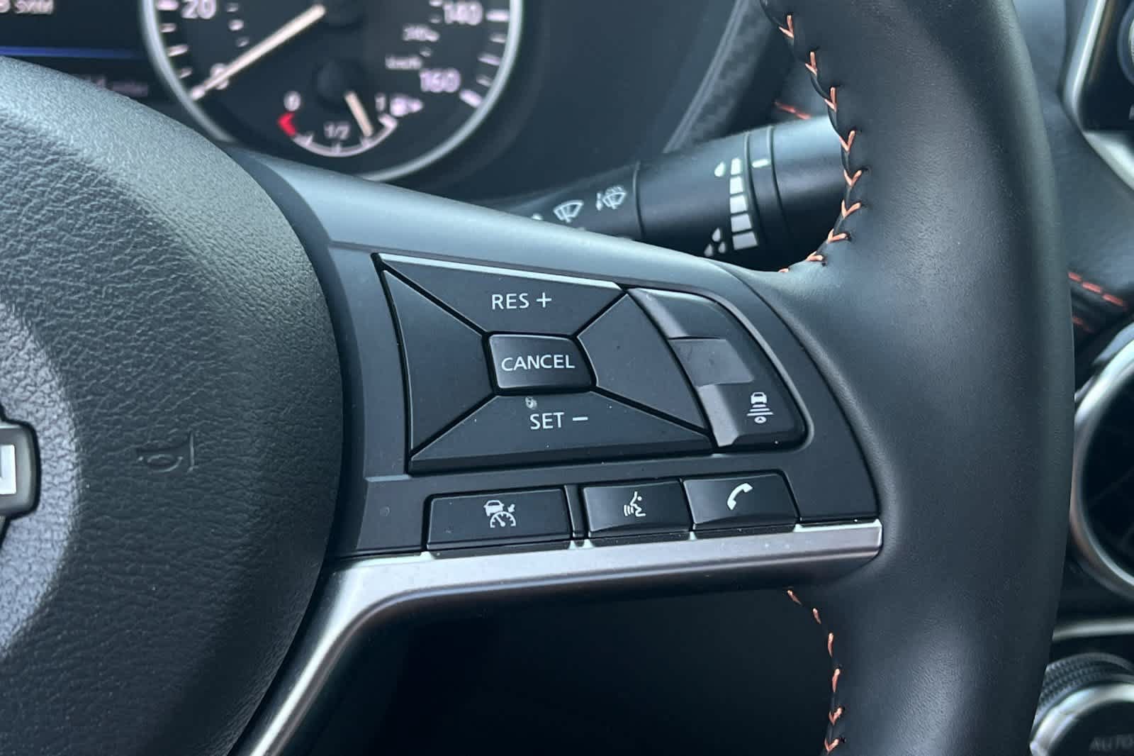 Certified 2025 Nissan Sentra SR FWD image 27