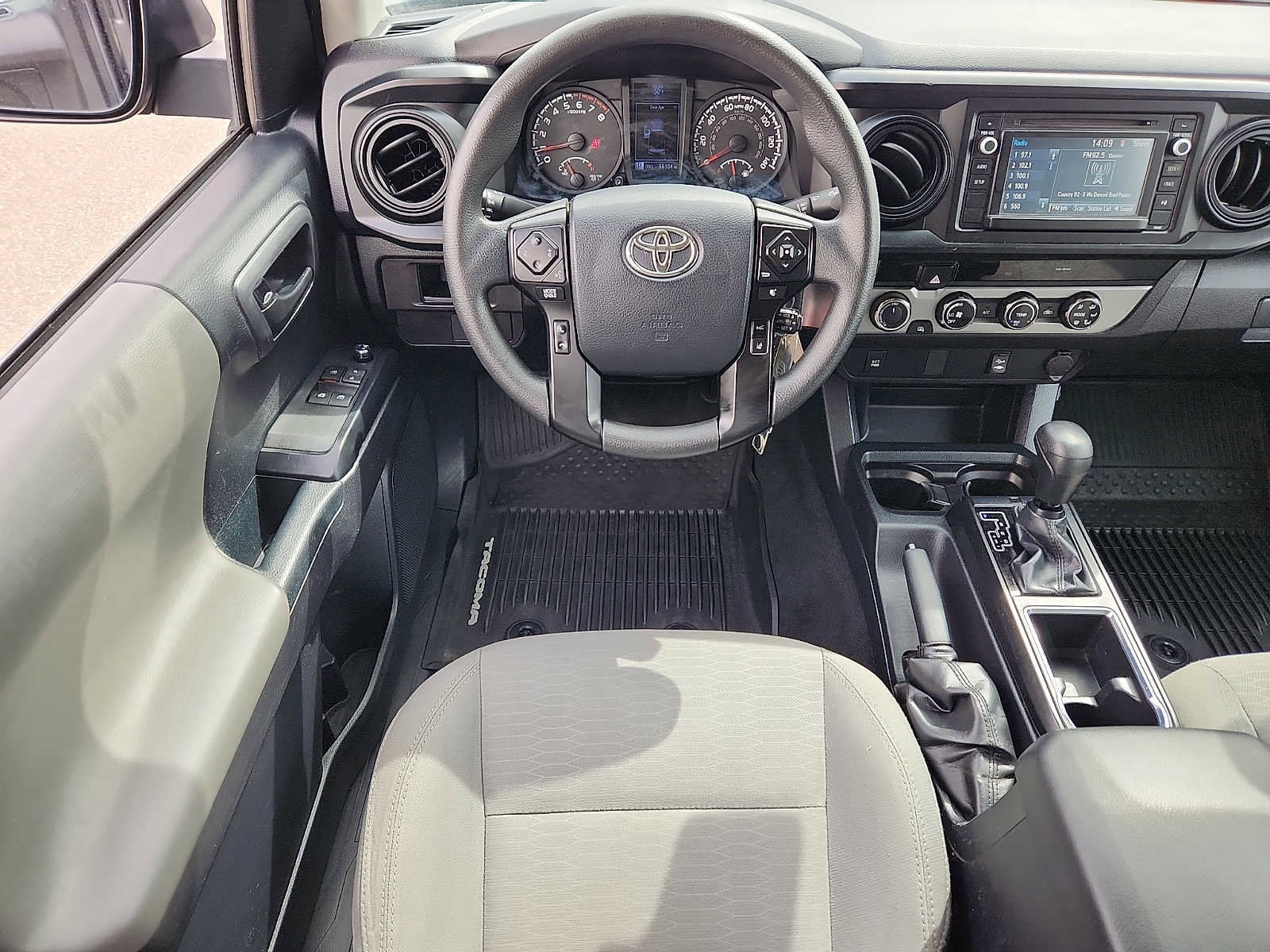 Used 2018 Toyota Tacoma SR w/ SR Convenience Package image 11