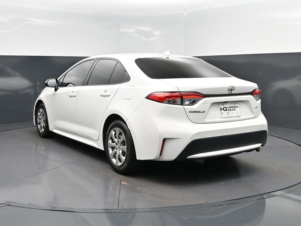 Used 2022 Toyota Corolla LE FWD image 5