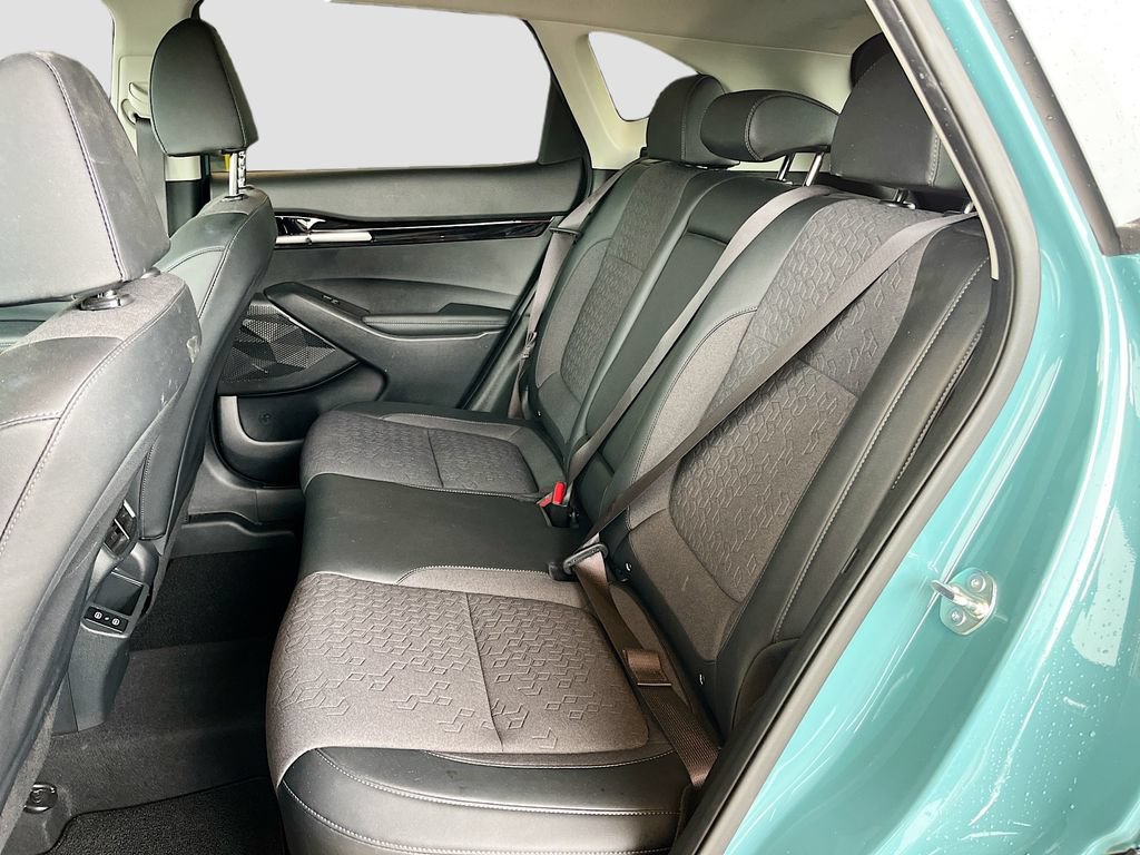 Used 2025 Kia Seltos S AWD/4WD image 24