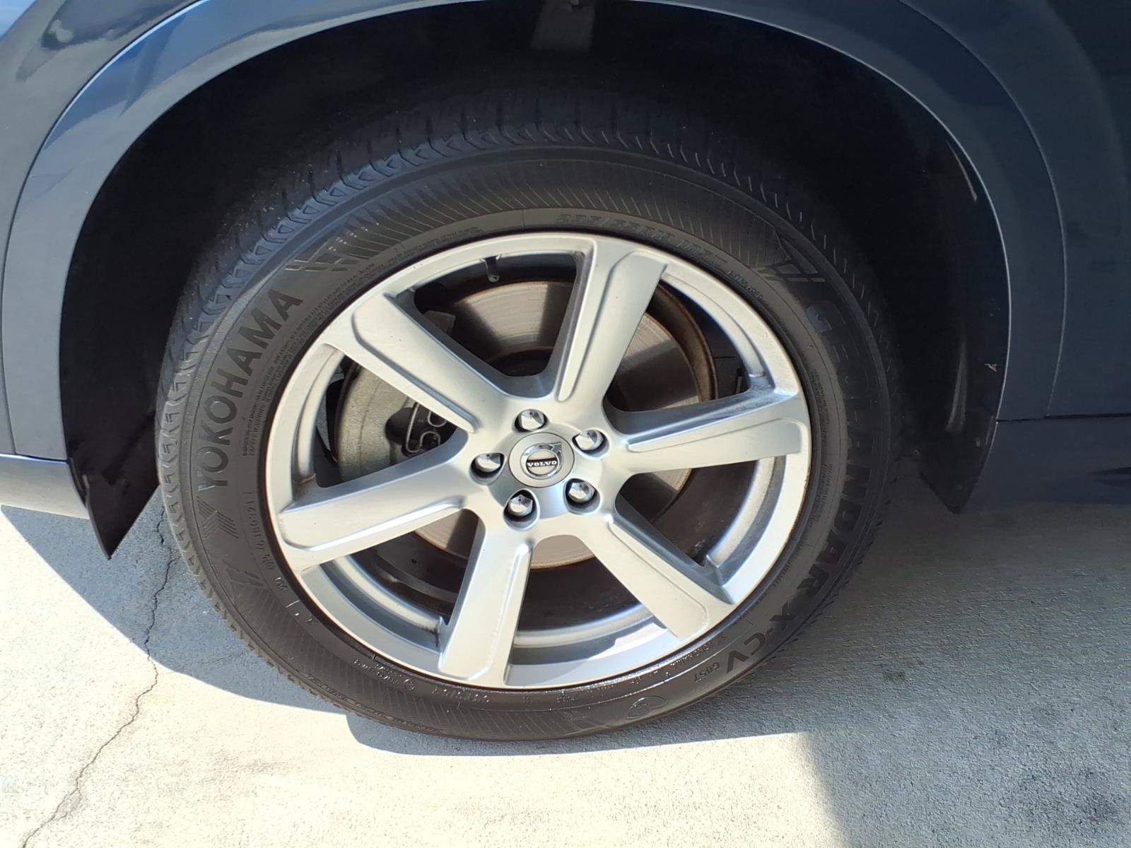 Used 2020 Volvo XC90 T6 Momentum AWD/4WD image 20