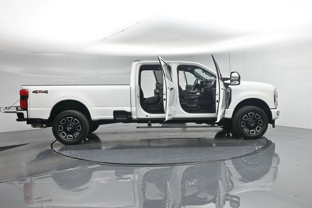 Used 2024 Ford F250 Platinum AWD/4WD image 5
