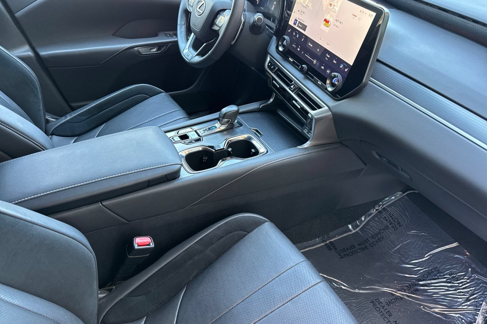Certified 2023 Lexus RX 500h F Sport w/ Accessory Package (Z1) AWD/4WD image 19