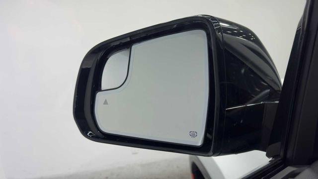 Used 2023 Jeep Wagoneer 2WD image 12