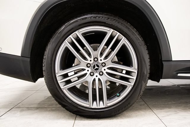 Used 2022 Mercedes-Benz GLS 450 4MATIC image 31