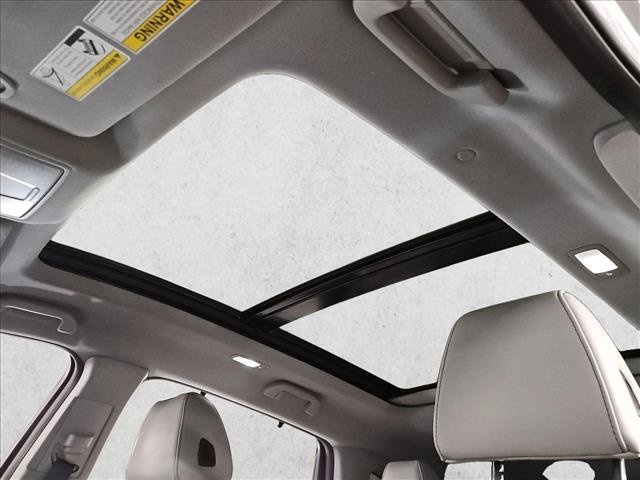 Used 2023 Acura MDX w/ Technology Package FWD image 16