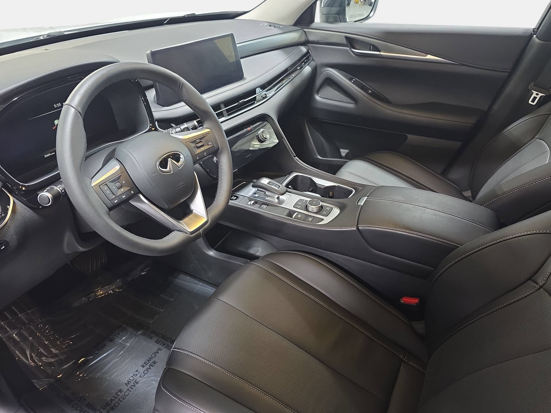 Used 2026 INFINITI QX60 Pure w/ Cargo Package AWD/4WD image 16