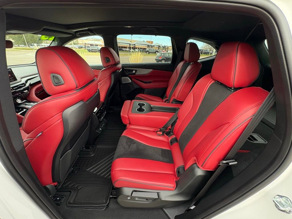 Used 2025 Acura MDX A-Spec image 29