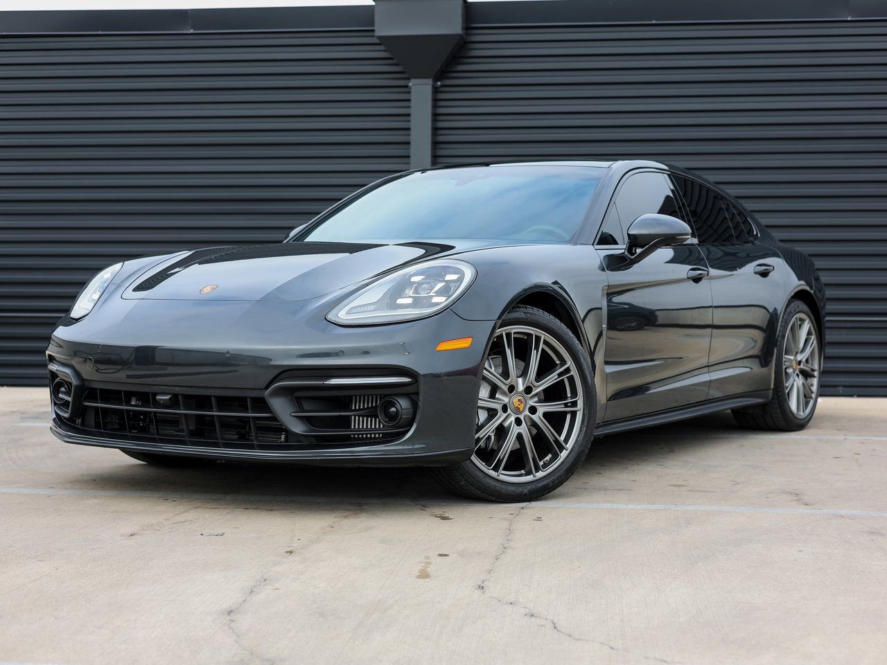 Certified 2023 Porsche Panamera Platinum Edition RWD image 1