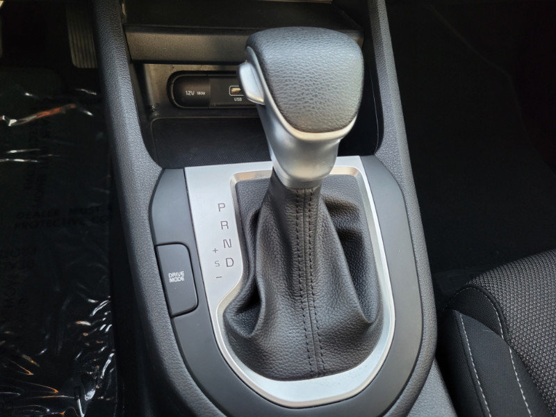 Used 2022 Kia Forte LXS FWD image 33