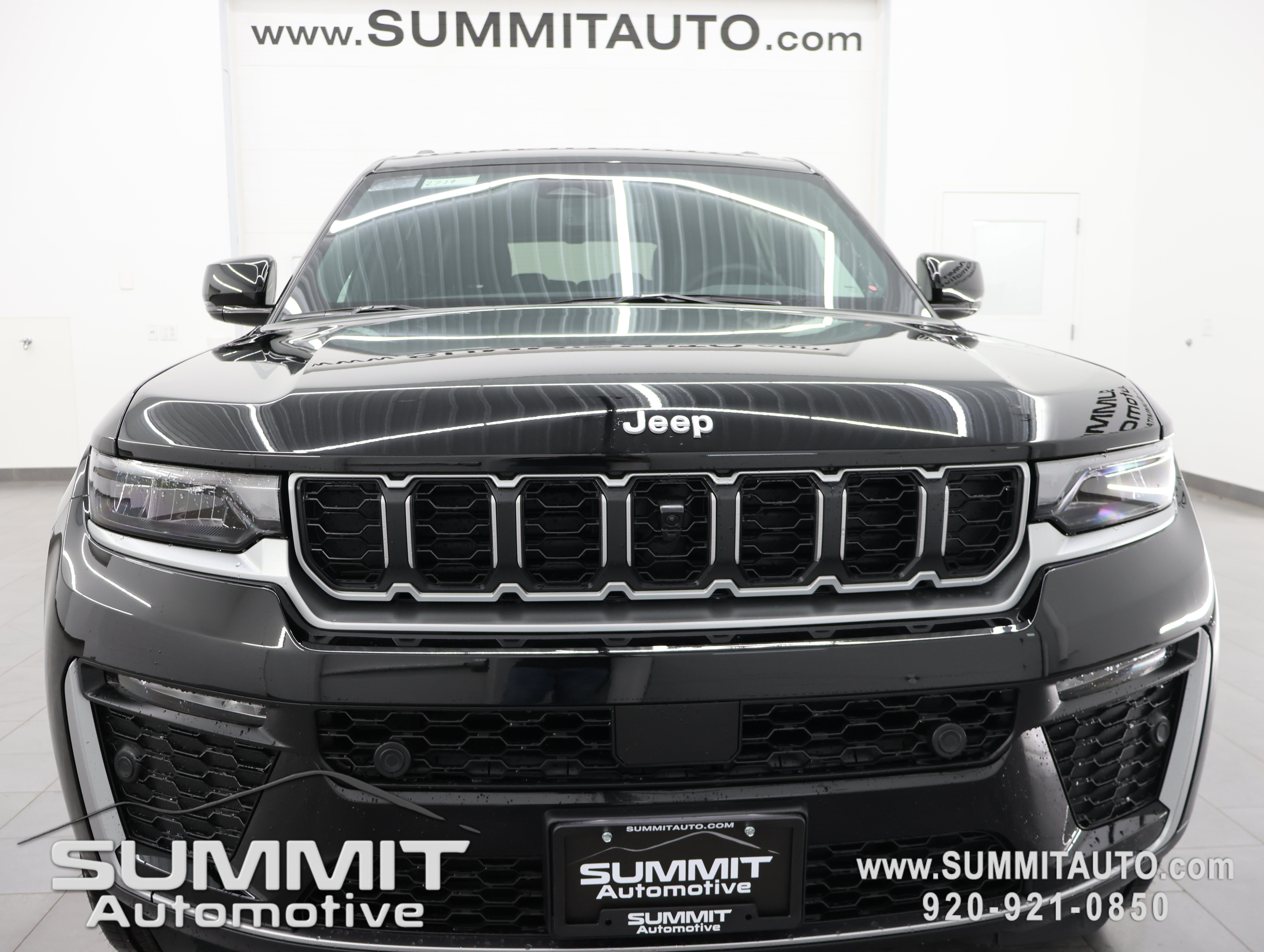 New 2027 Jeep Grand Cherokee L Limited AWD/4WD image 26