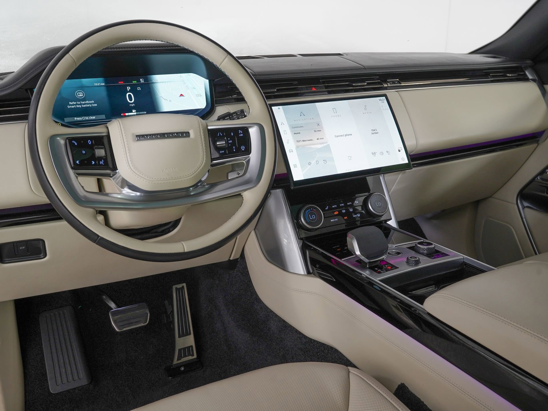 Used 2023 Land Rover Range Rover SE image 4