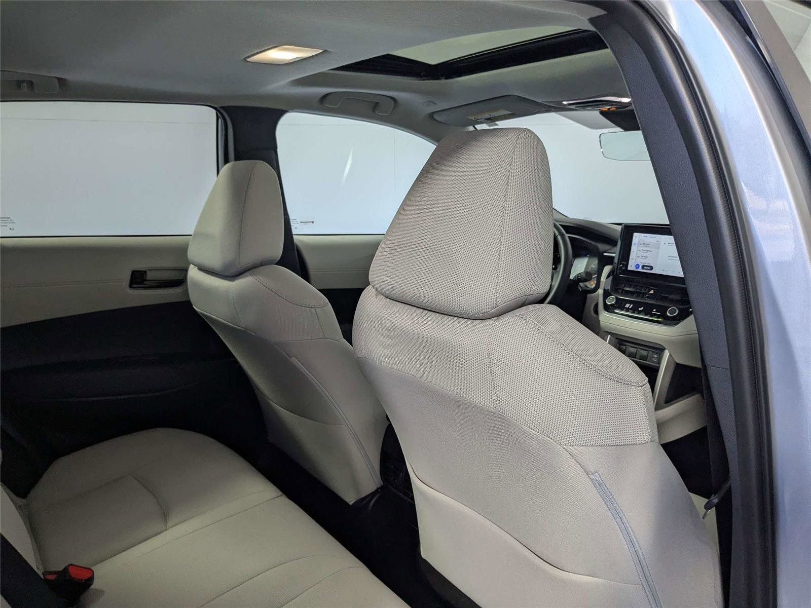 Certified 2024 Toyota Corolla Cross LE w/ Moonroof Package image 11