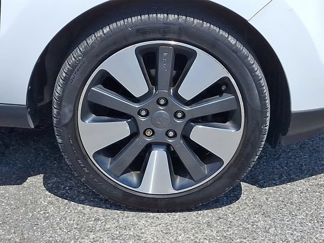 Used 2015 Kia Soul ! w/ Sun & Sound Package FWD image 27