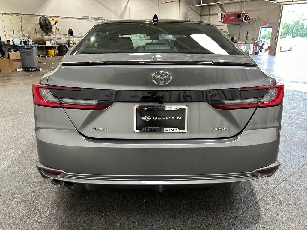 Used 2025 Toyota Camry XSE FWD image 8