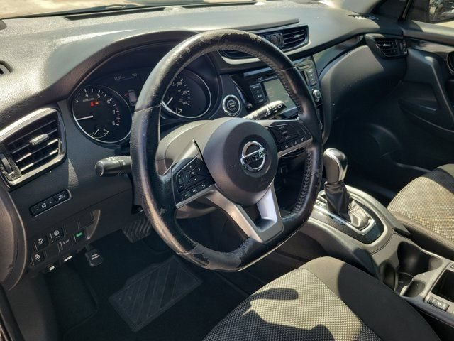 Used 2021 Nissan Rogue Sport SV FWD image 18