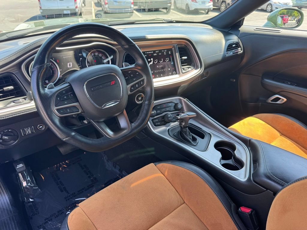 Used 2022 Dodge Challenger R/T Scat Pack RWD image 6