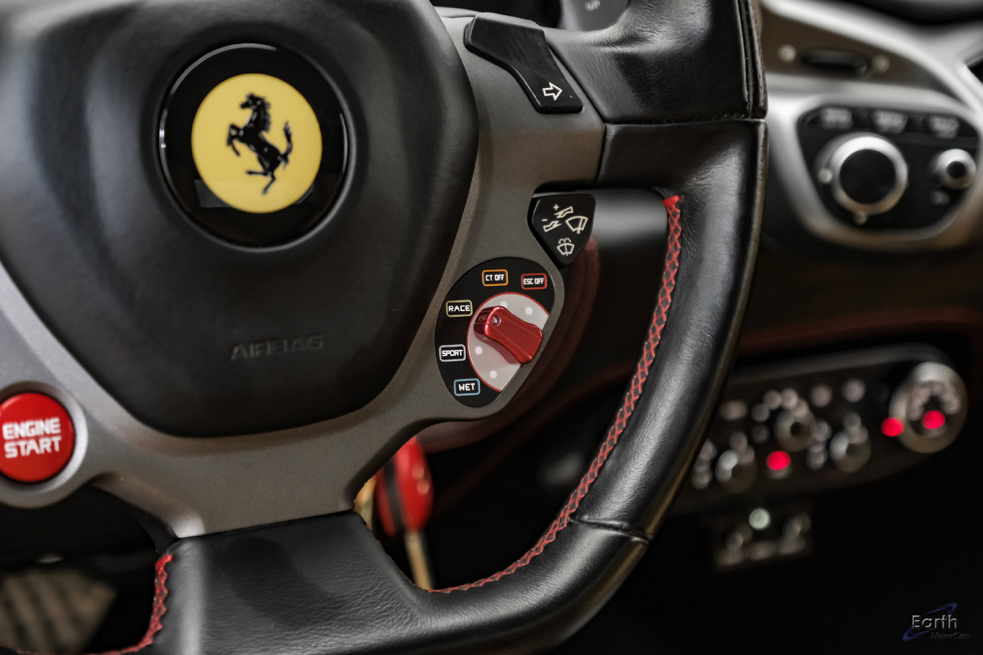 Used 2014 Ferrari 458 Italia Coupe RWD image 55