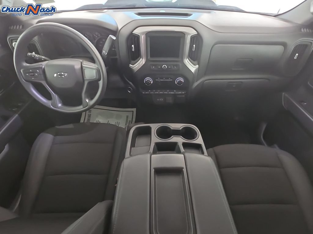 Used 2025 Chevrolet Silverado 1500 Custom Trail Boss AWD/4WD image 25