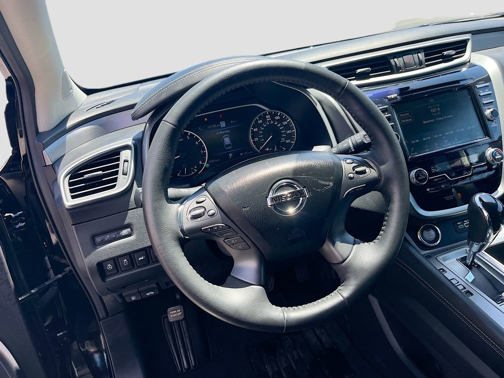 Used 2024 Nissan Murano SL FWD image 11
