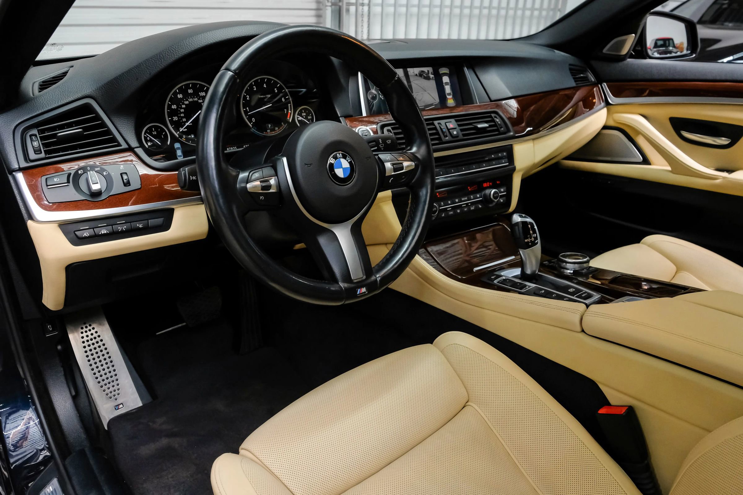 Used 2014 BMW 535i xDrive Sedan AWD/4WD image 3