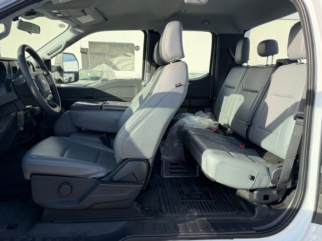New 2023 Ford F250 XL w/ XL Chrome Package AWD/4WD image 18