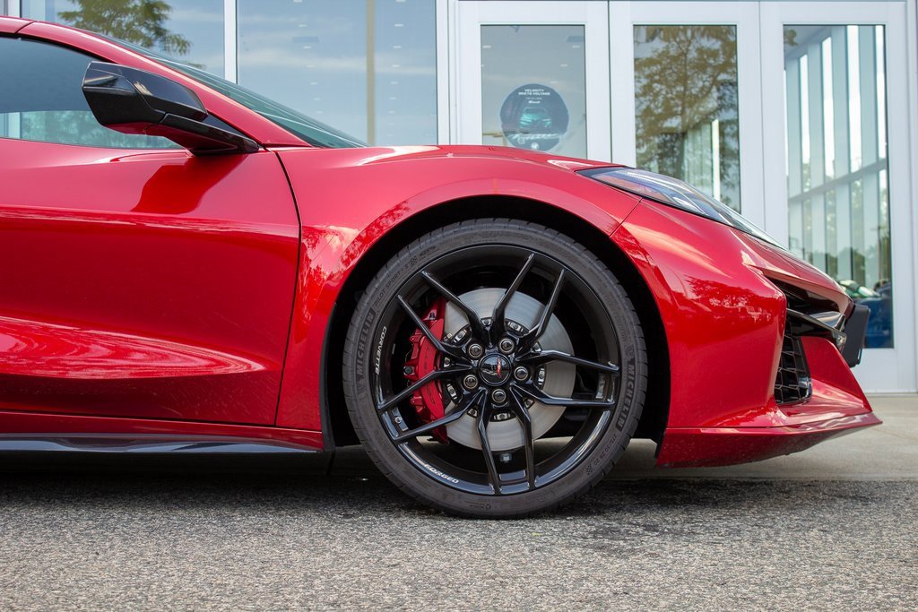 Used 2025 Chevrolet Corvette Z06 w/ Stealth Interior Trim Package image 5