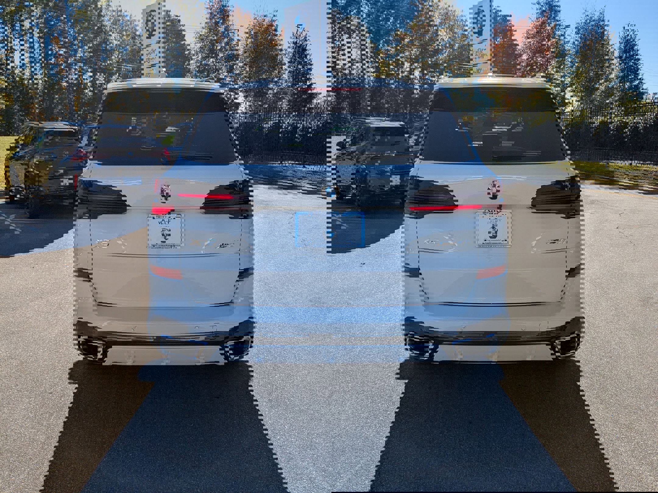 New 2026 BMW X5 xDrive40i w/ M Sport Package image 4