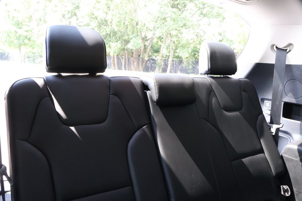 Used 2020 Kia Telluride LX AWD/4WD image 48