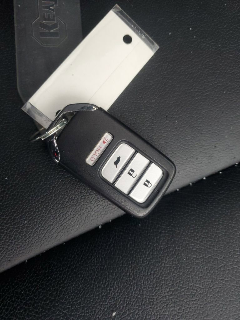 Certified 2018 Honda HR-V EX-L image 34