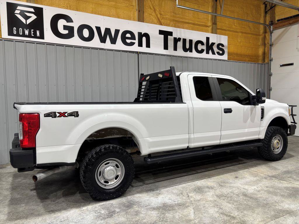 Used 2017 Ford F250 XL w/ Power Equipment Group AWD/4WD image 6