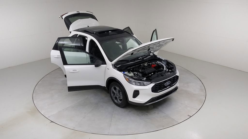 New 2026 Ford Escape ST-Line w/ Tech Pack #1 image 44