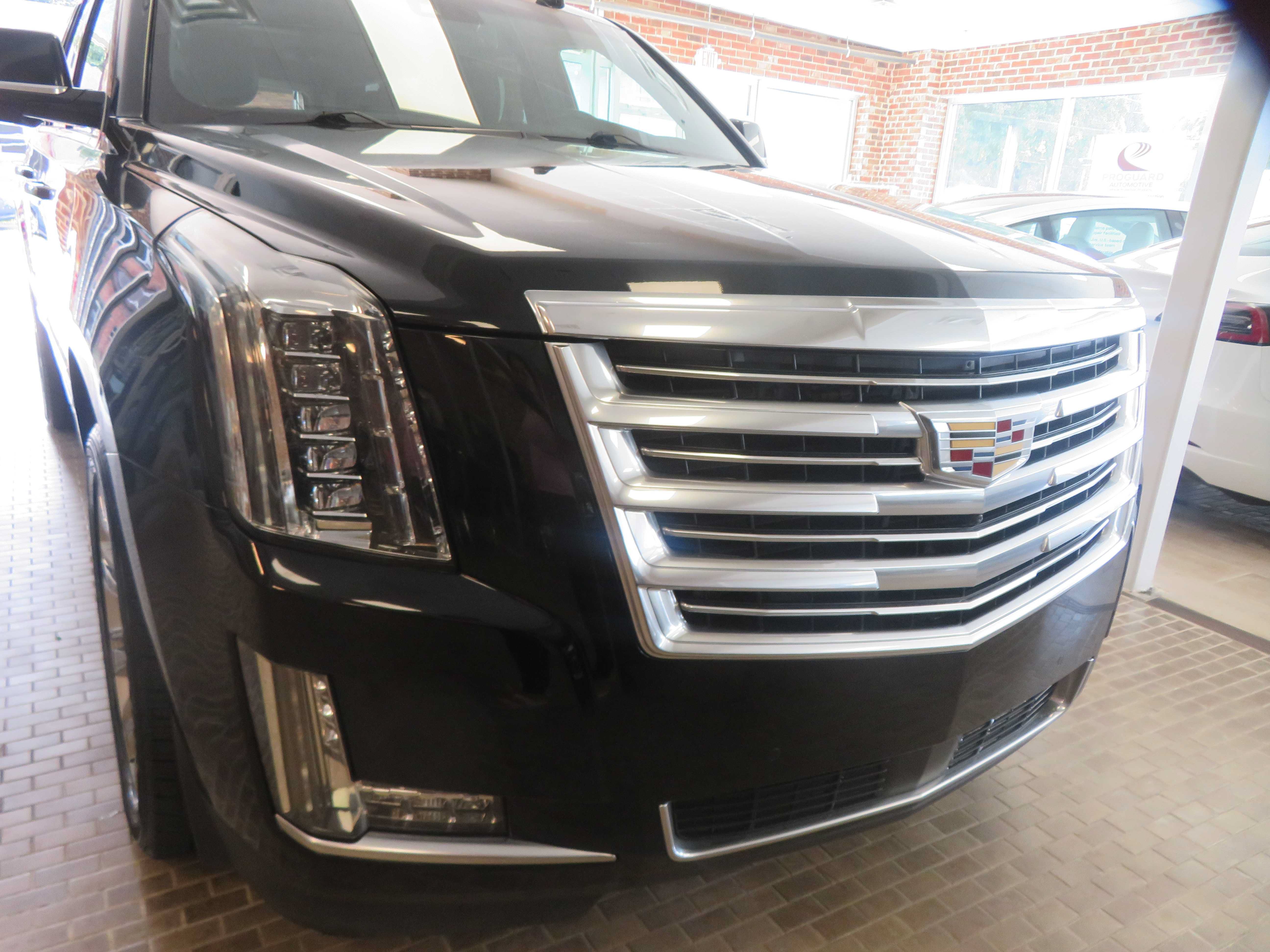 Used 2016 Cadillac Escalade ESV Platinum AWD/4WD image 69