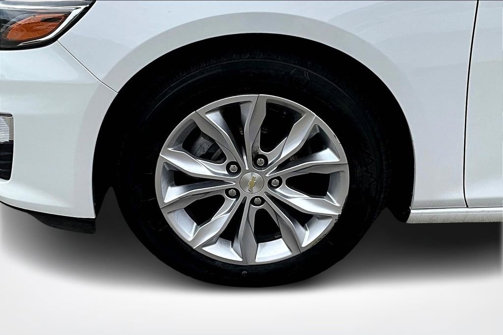 Used 2020 Chevrolet Malibu LT w/ Fleet LT Safety Plus Package image 32