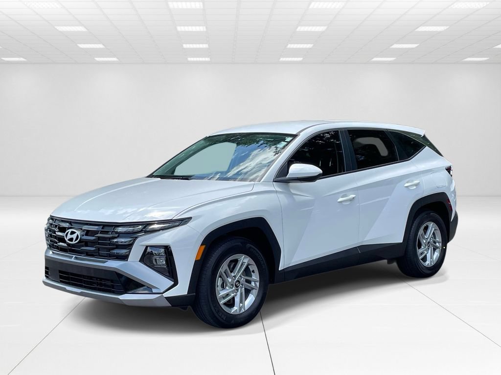 Certified 2026 Hyundai Tucson SE FWD image 3