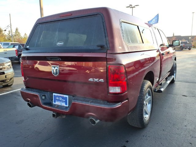 Used 2017 RAM 1500 Express AWD/4WD image 4