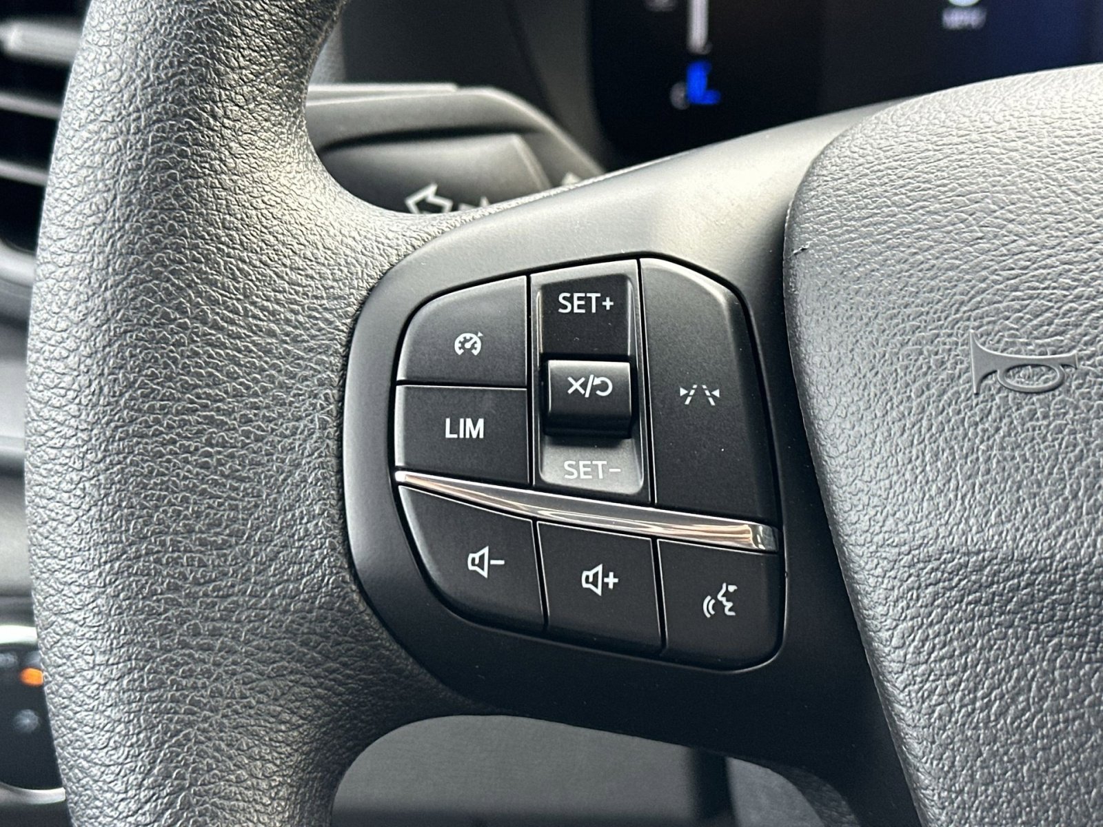 New 2026 Ford Transit 250 148 Medium Roof w/ Load Area Protection Package image 21