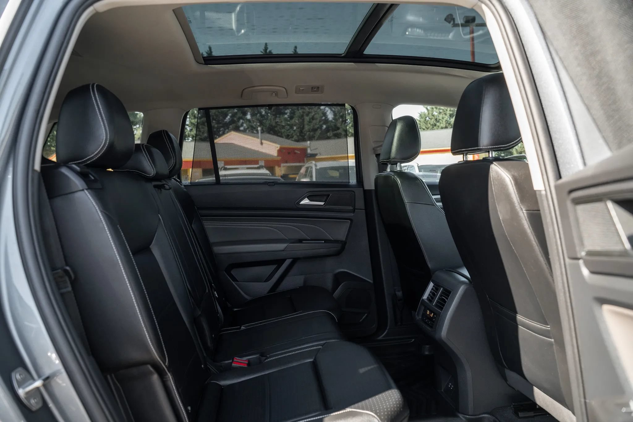 Used 2022 Volkswagen Atlas SE FWD image 13