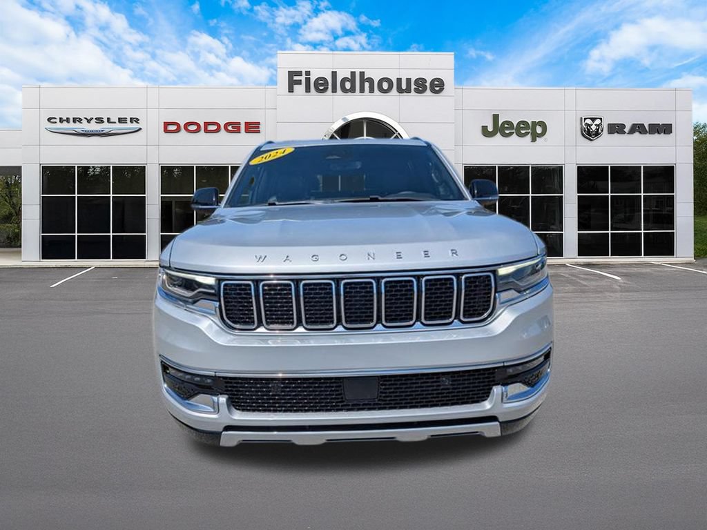 Used 2024 Jeep Wagoneer Series II w/ Flexible Seating Group AWD/4WD image 2