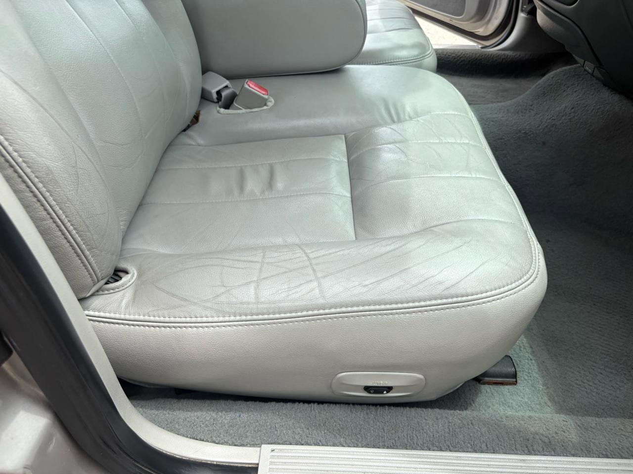 Used 2005 Mercury Grand Marquis LS RWD image 32
