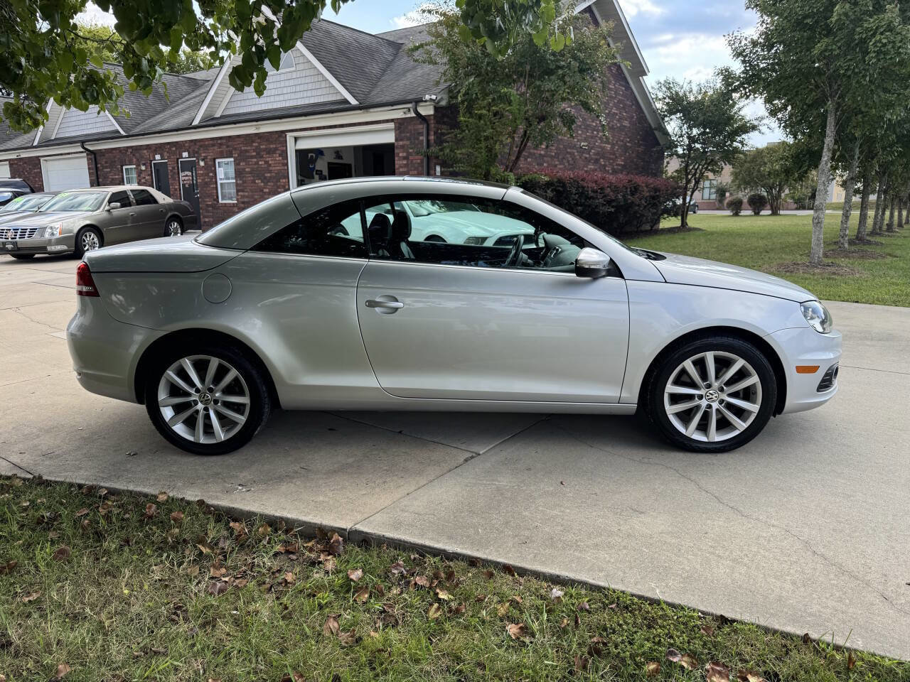 Used 2012 Volkswagen Eos Komfort image 4