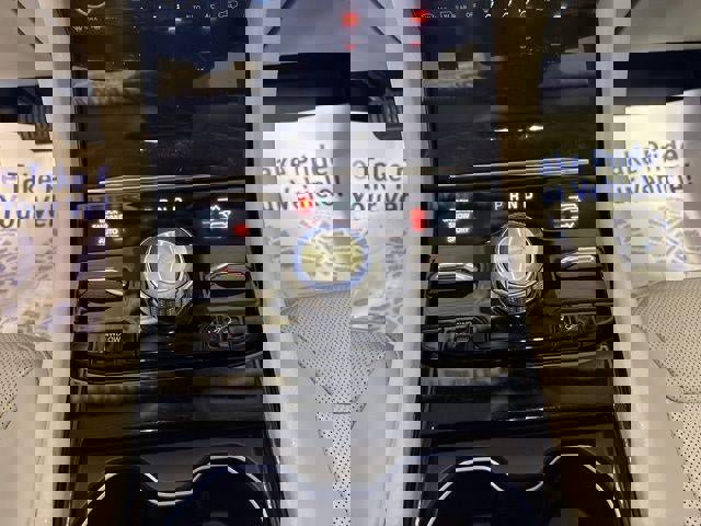 Used 2023 Jeep Grand Cherokee L Overland image 18