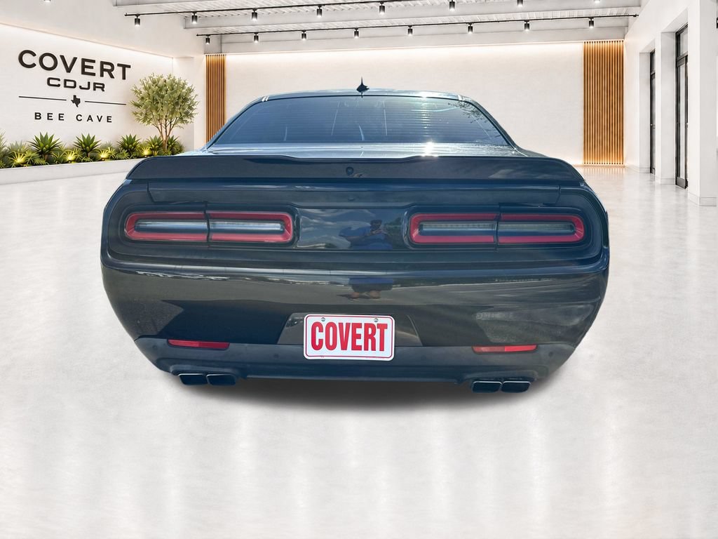 Used 2015 Dodge Challenger R/T Plus RWD image 9