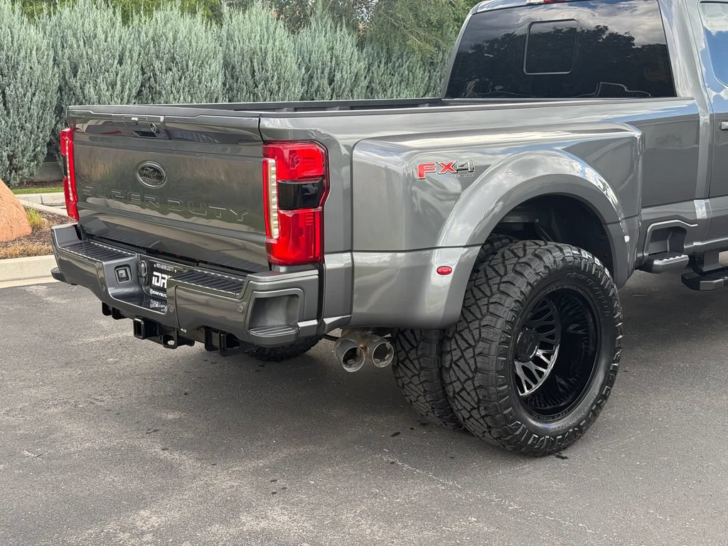 Used 2026 Ford F350 Lariat AWD/4WD image 11
