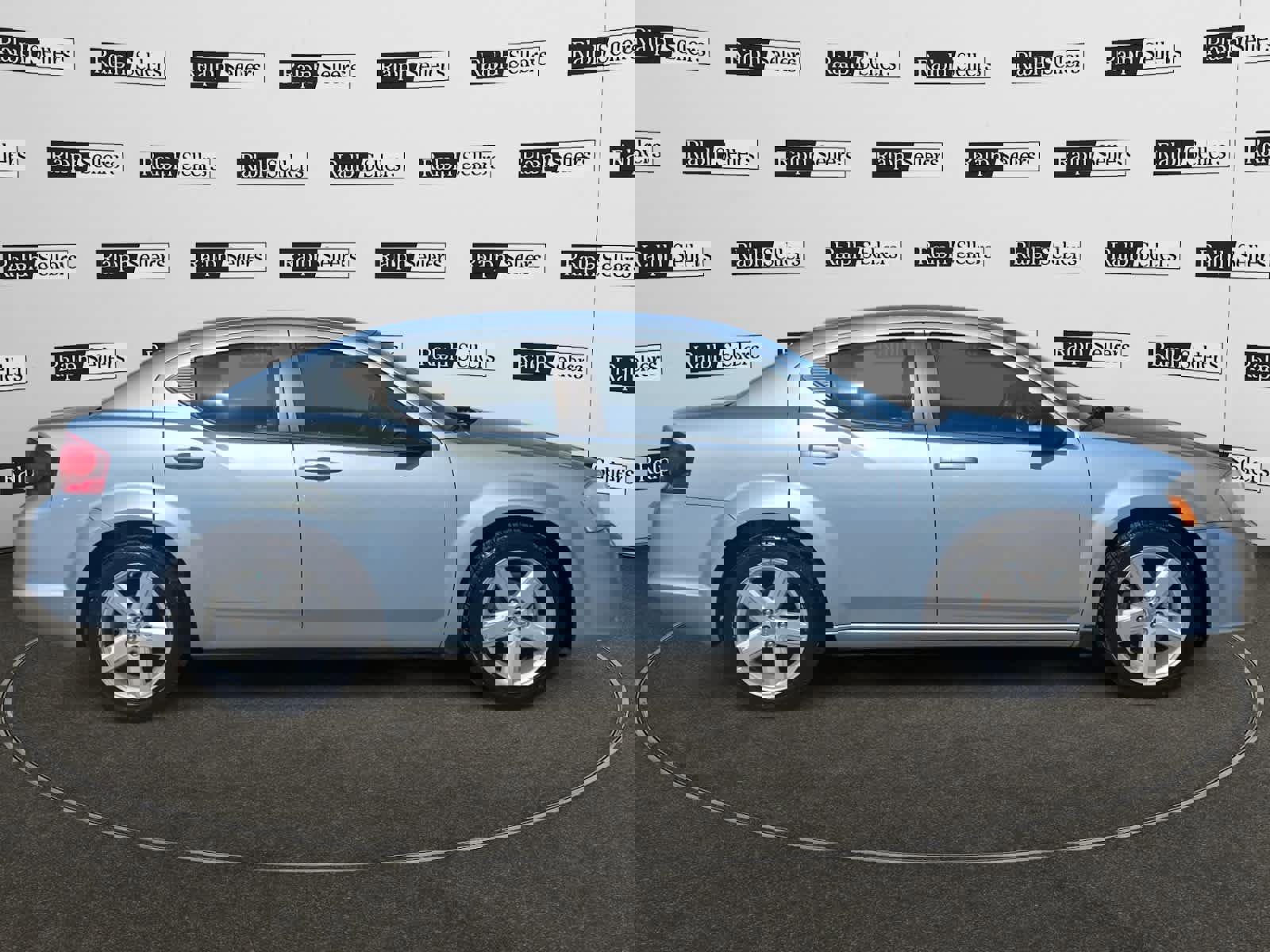 Used 2013 Dodge Avenger SE image 7