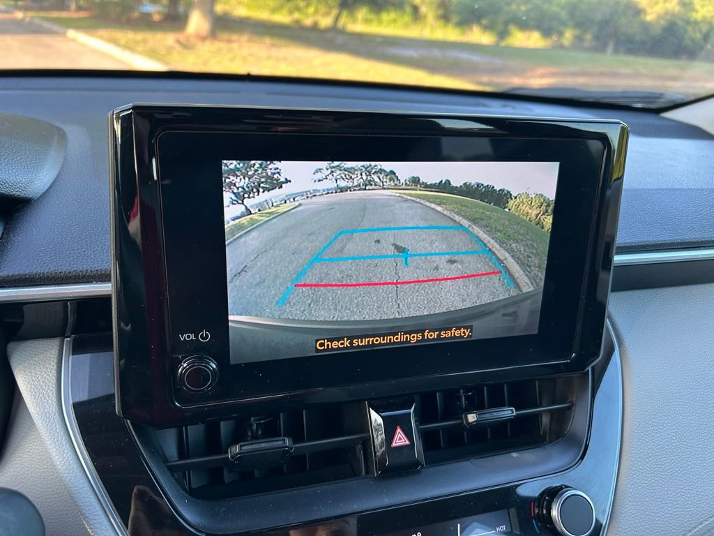 Used 2024 Toyota Corolla Cross L FWD image 24