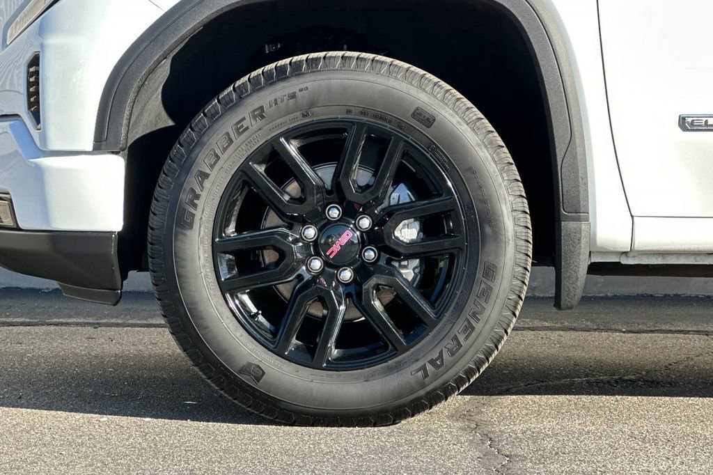 Used 2025 GMC Sierra 1500 Elevation image 26