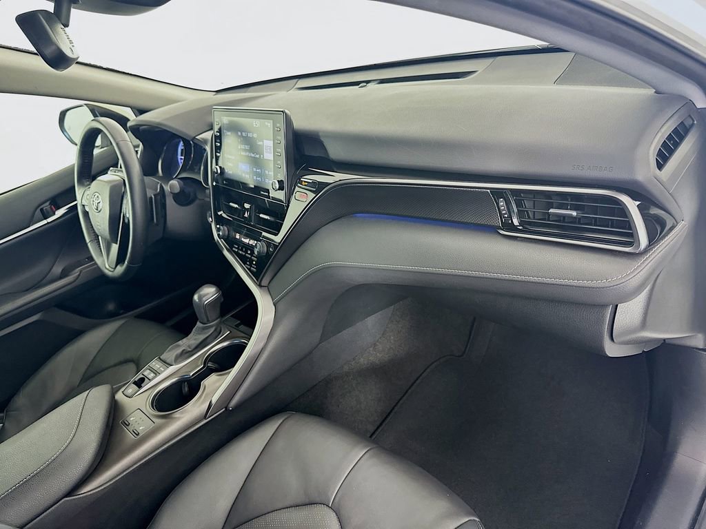 Used 2021 Toyota Camry XSE w/ Cold Weather Package image 28